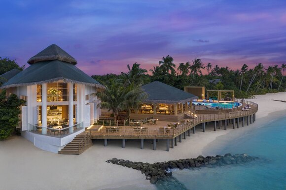 JW Marriott Maldives Resort & Spa