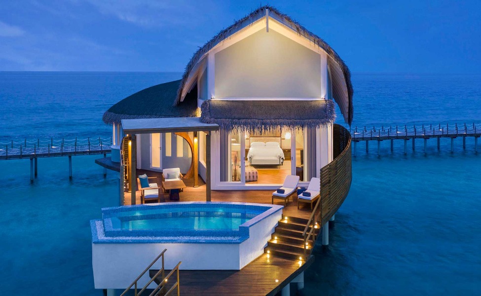 OVERWATER POOL VILLA SUNSET