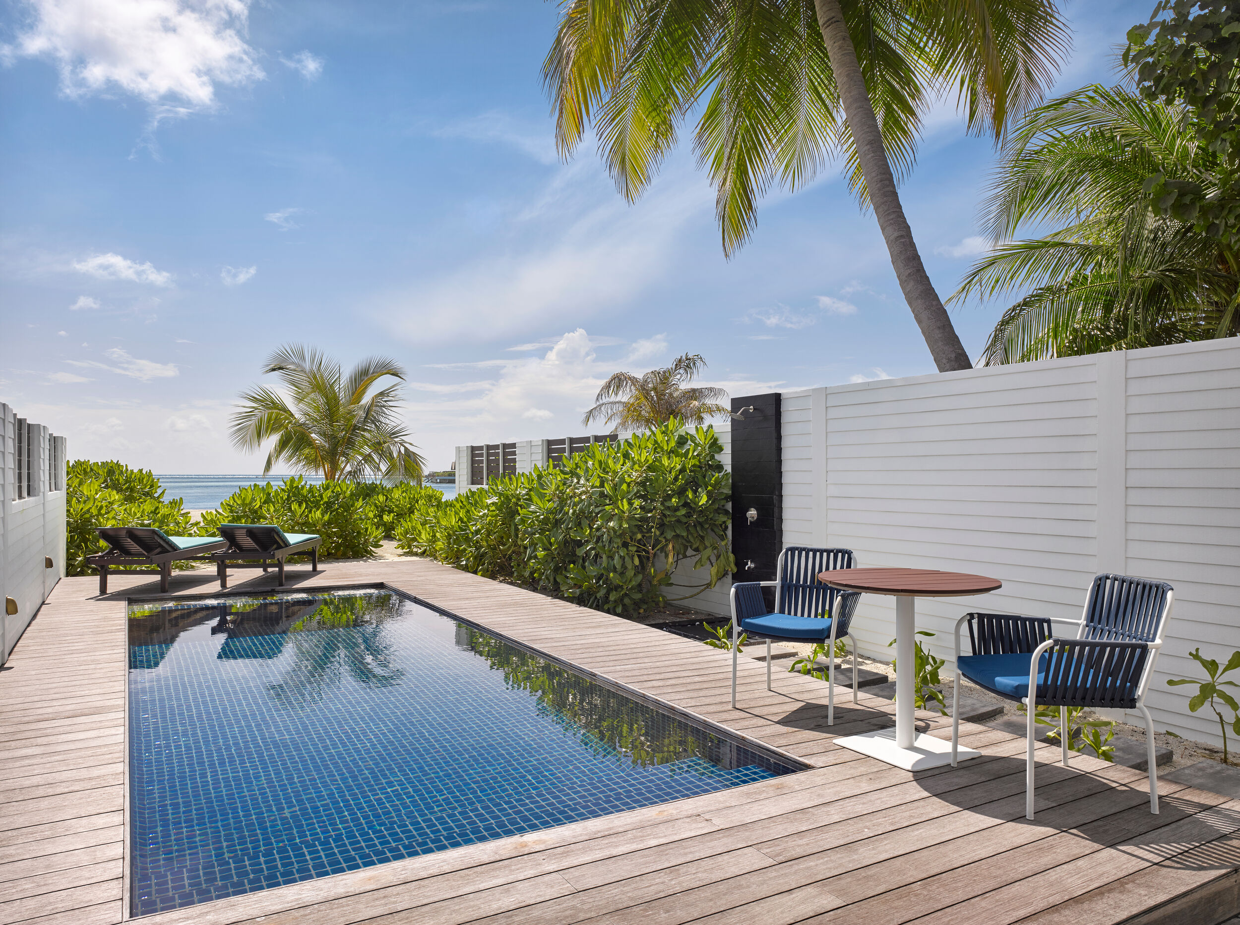 DELUXE BEACH POOL VILLA