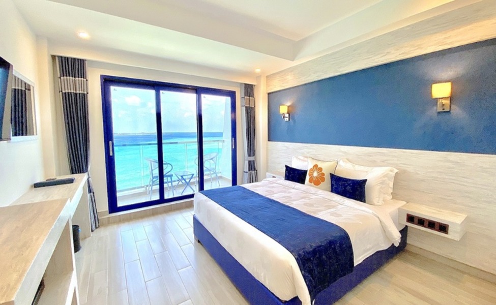 DELUXE DOUBLE ROOM SEAVIEW WITH BALCONY