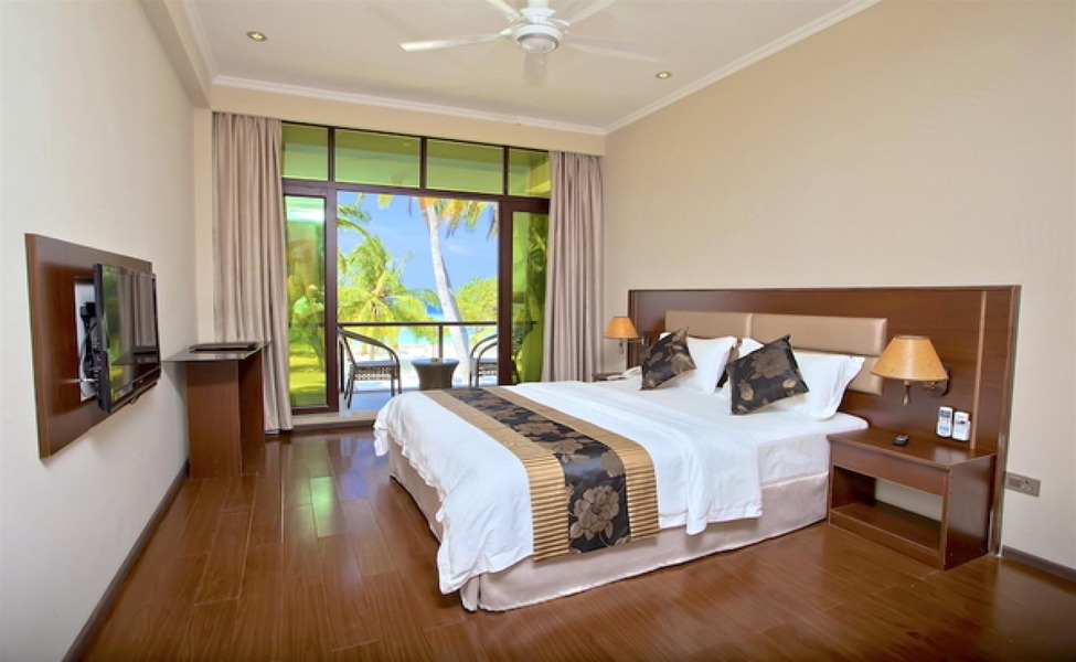 DELUXE ROOM WITH BALCONY