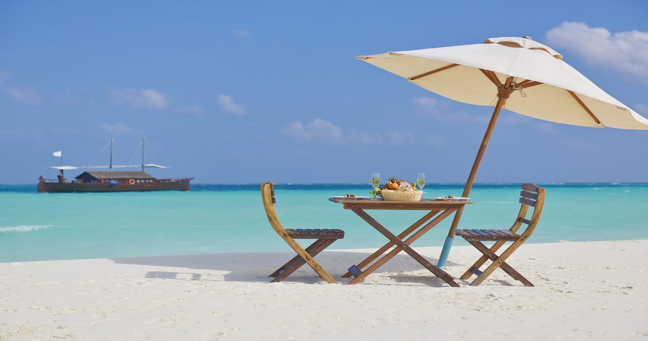 SAFARI ISLAND RESORT , MALDIVES