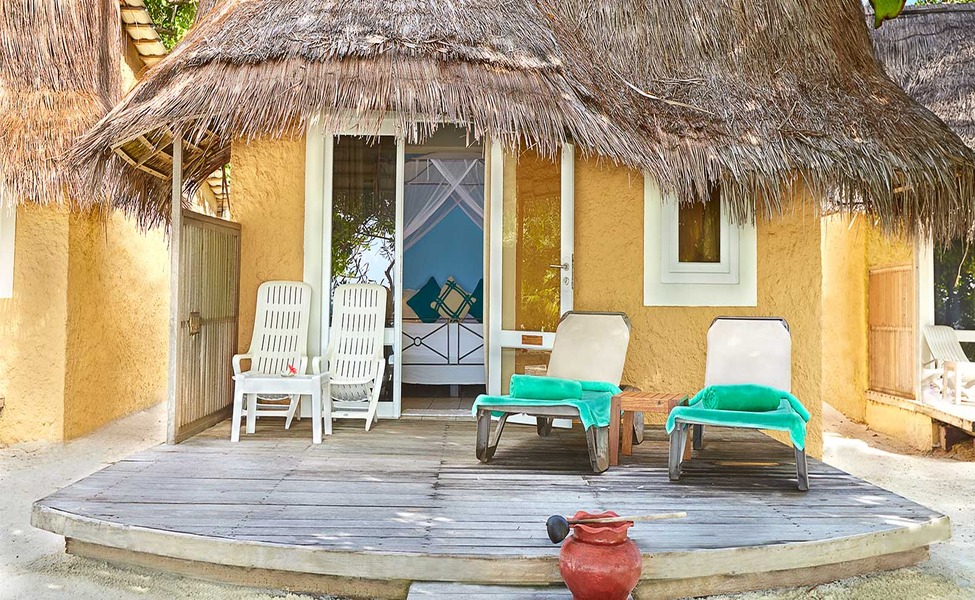 BEACH BUNGALOW