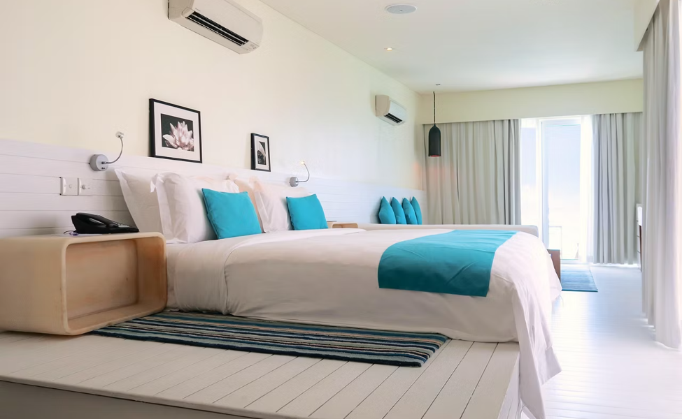 OVERWATER VILLA ISLAND VIEW