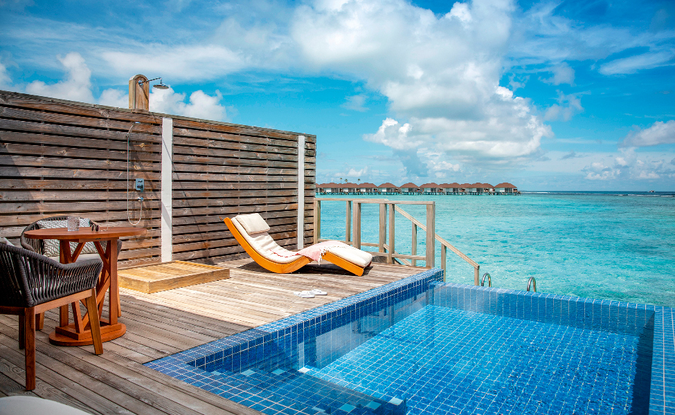 ROMANTIC WATER VILLA WITH POOL