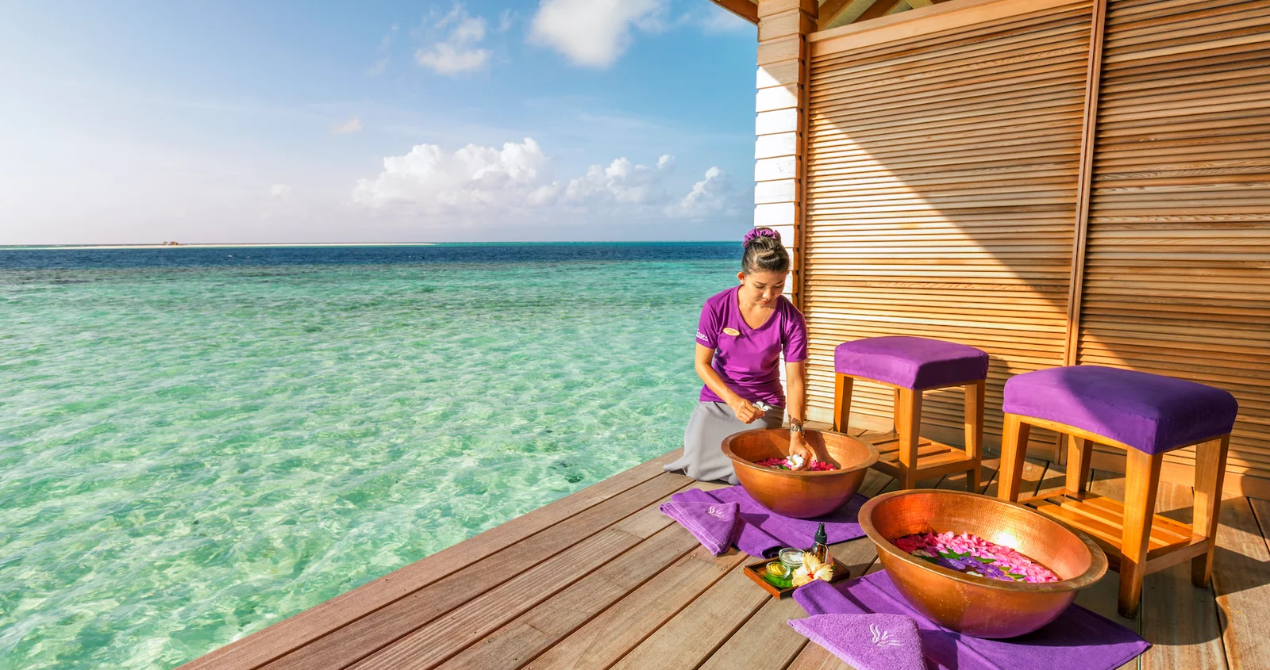 HURAWALHI ISLAND RESORT